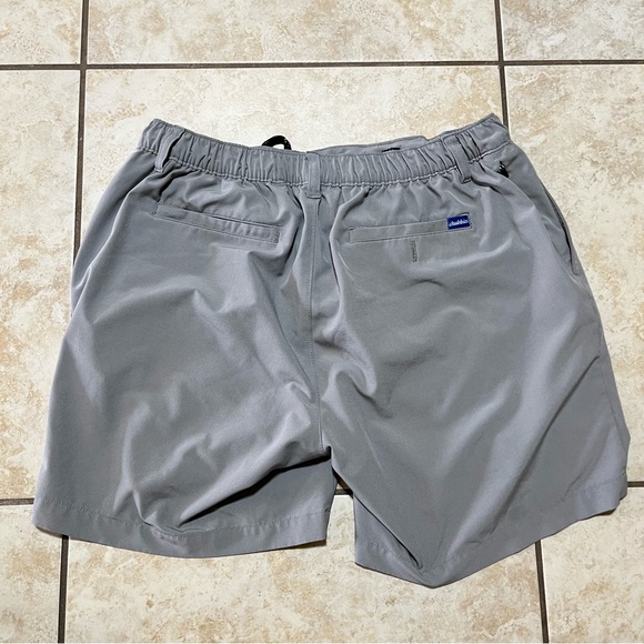 Chubbies Everywear Shorts Mens Large Grey 6 Inch Inseam Elastic Waist Casual  M - Picture 4 of 6